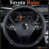 Bọc vô lăng chữ D cut Toyota Raize da cacbon cao cấp - OTOALO