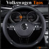Bọc vô lăng chữ D cut Volkswagen Taos da cacbon cao cấp - OTOALO
